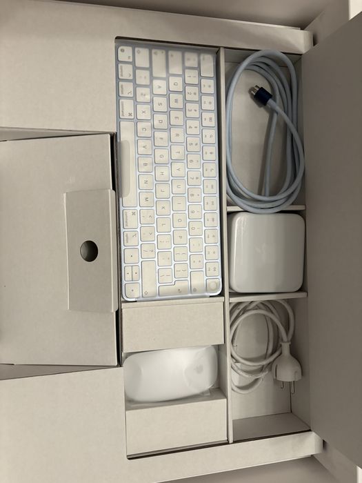 IMac M1 8gb 8core GPU | Touch ID