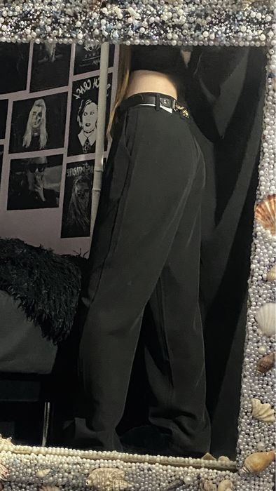 Чорні брюки, чорні штани