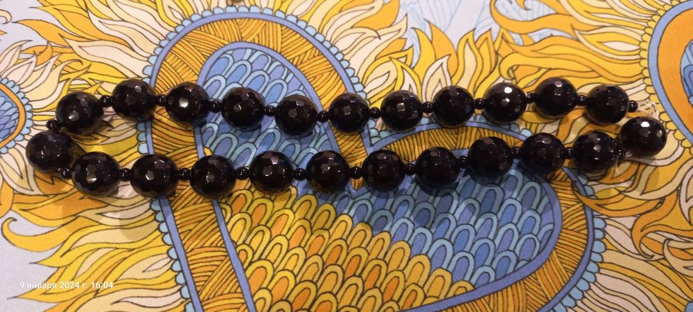 Браслеты и бусы натуральный камень