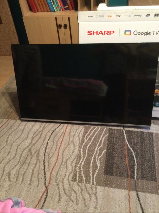 Telewizor Sharp 50”