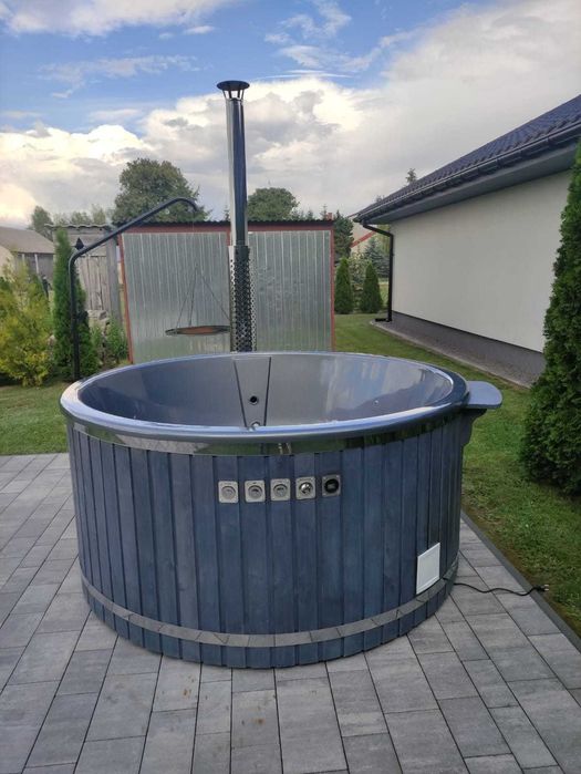 Balia jacuzzi z LED i masażami – bez czekania – nowa