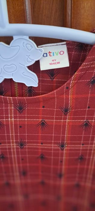 Vendo vestidos da mayoral de menina 4 anos