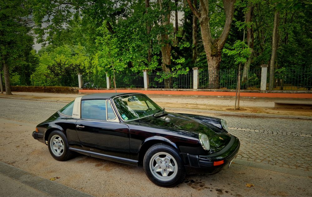 Porsche 911 Targa