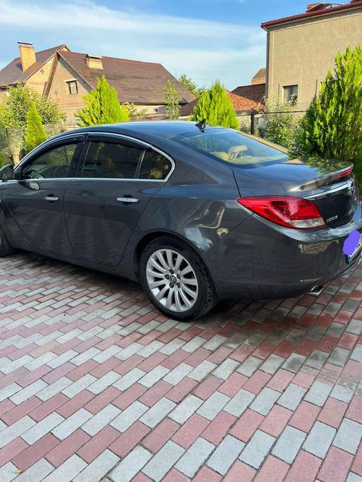 Продам Опель Інсігнію дізель 2009 год