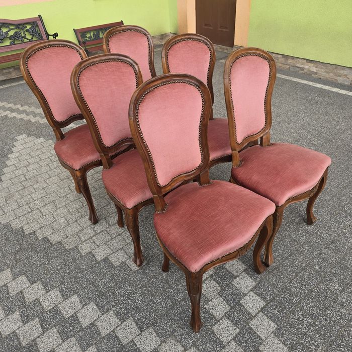 Krzesła drewniane stylowe