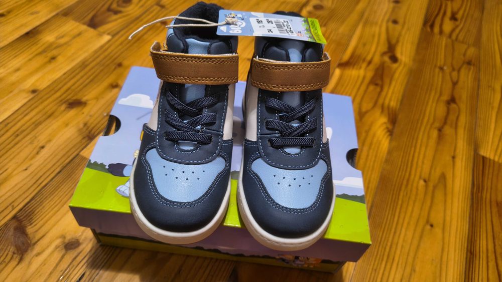Buty dziecięce rozm 24 nowe