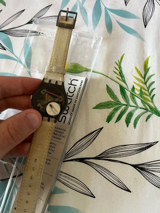 Relogio swatch novo