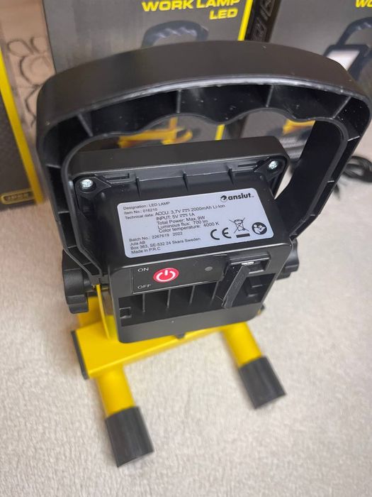 Акумуляторна лампа