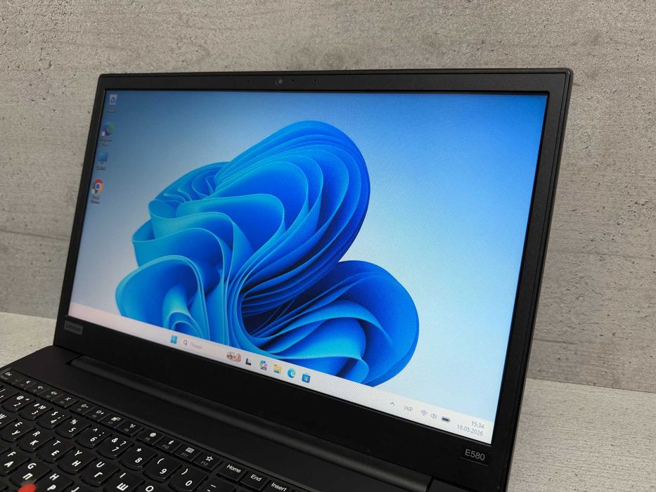 Надійний ноутбук Lenovo E580/i5-8250u/15.6" HD/8gb ddr4/256gb ssd
