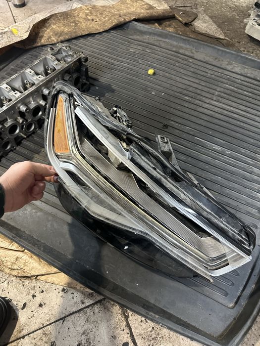 Audi A6C7 фул лед права