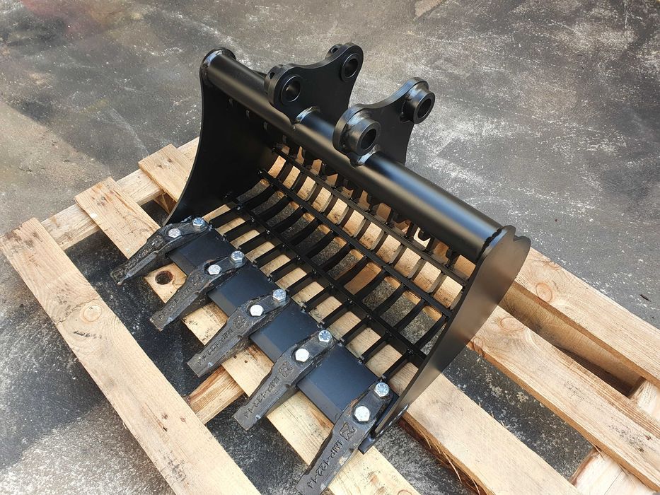 Łyżka kopiąca 27cm pasująca do mini koparki JCB 8014/8015/8016/8018/17