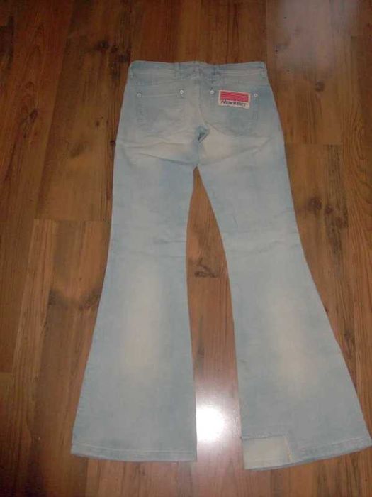 Spodnie jeansy Wrangler nowe "połatane" R.36