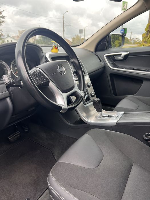 Volvo xs60 2012 пробіг 131