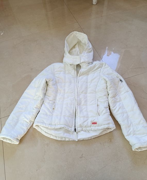 Курточка демісезонна білого кольору