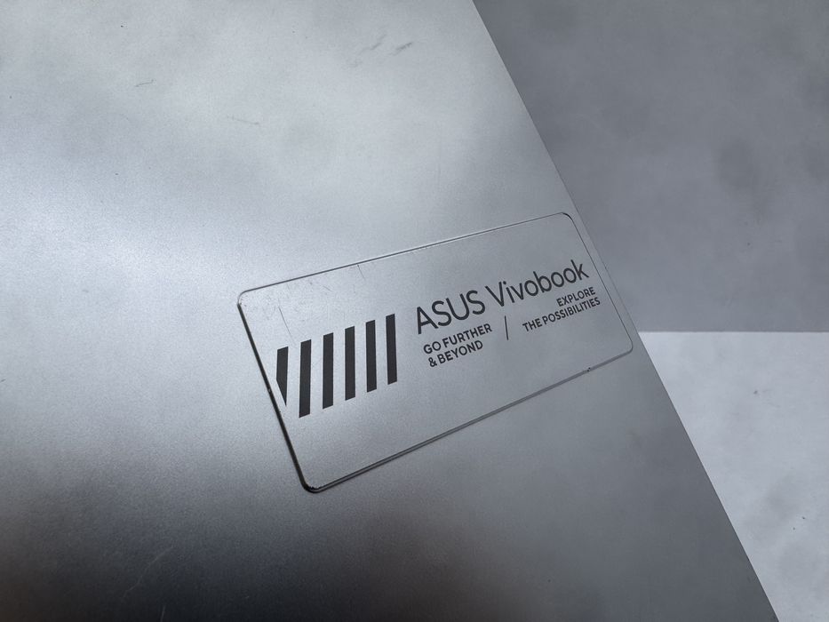 Asus Vivobook Go 15 E1504FA AMD Ryzen 5 16 GB / 512 GB SSD
