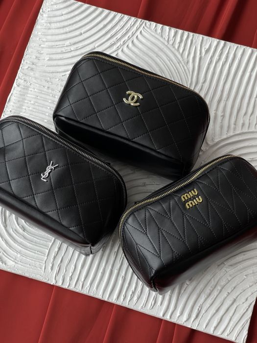 Косметичка жіноча