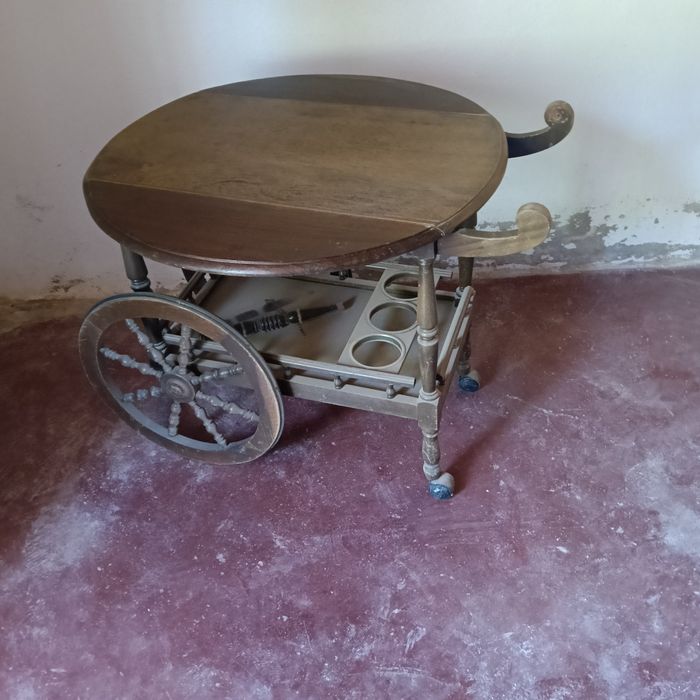 Carrinho de bebida