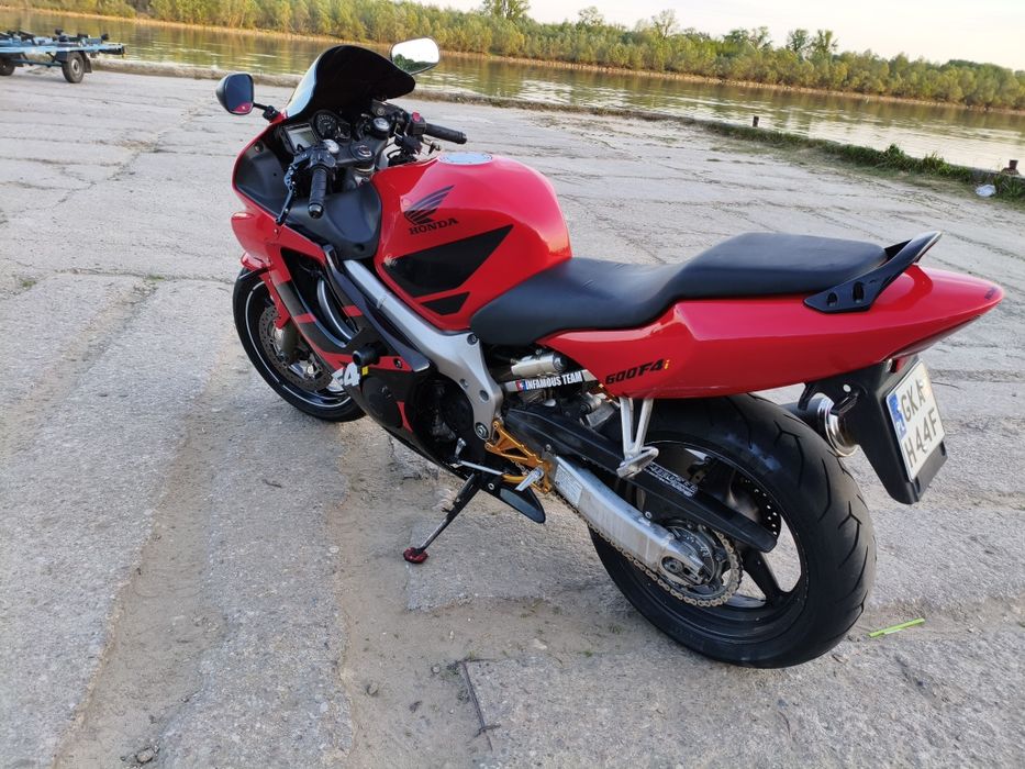 Honda CBR 600 F4i    A2