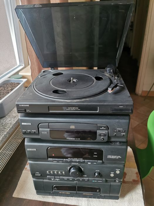 Wieża samsung VIP-8400 7Hi-Fi 110W RMS z kolumnami