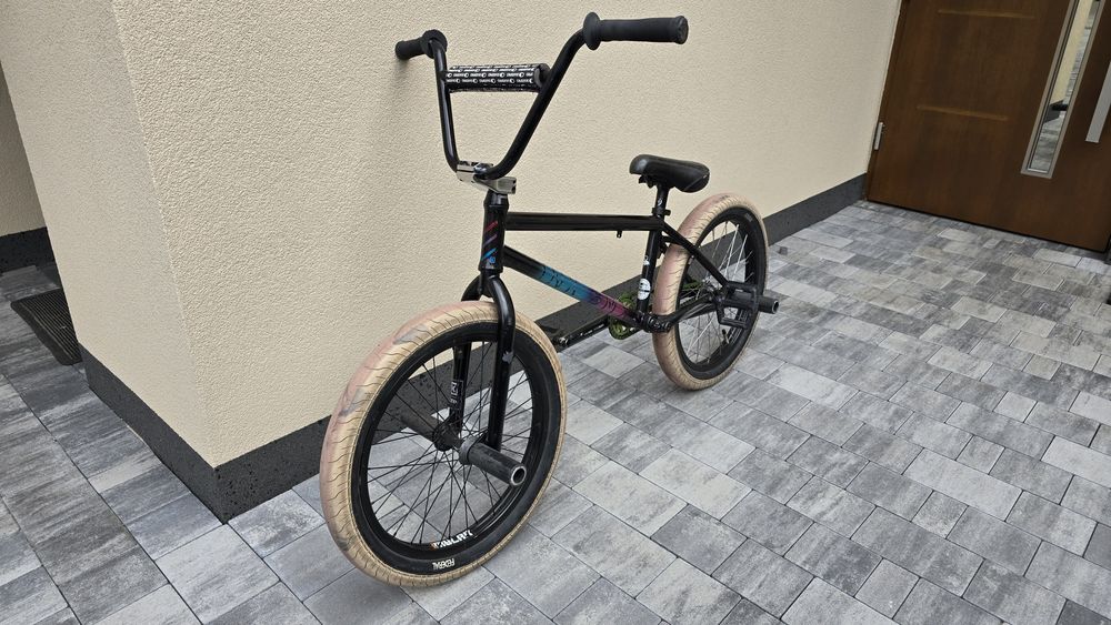 Rower BMX Whip firmy Kink w rozm 20