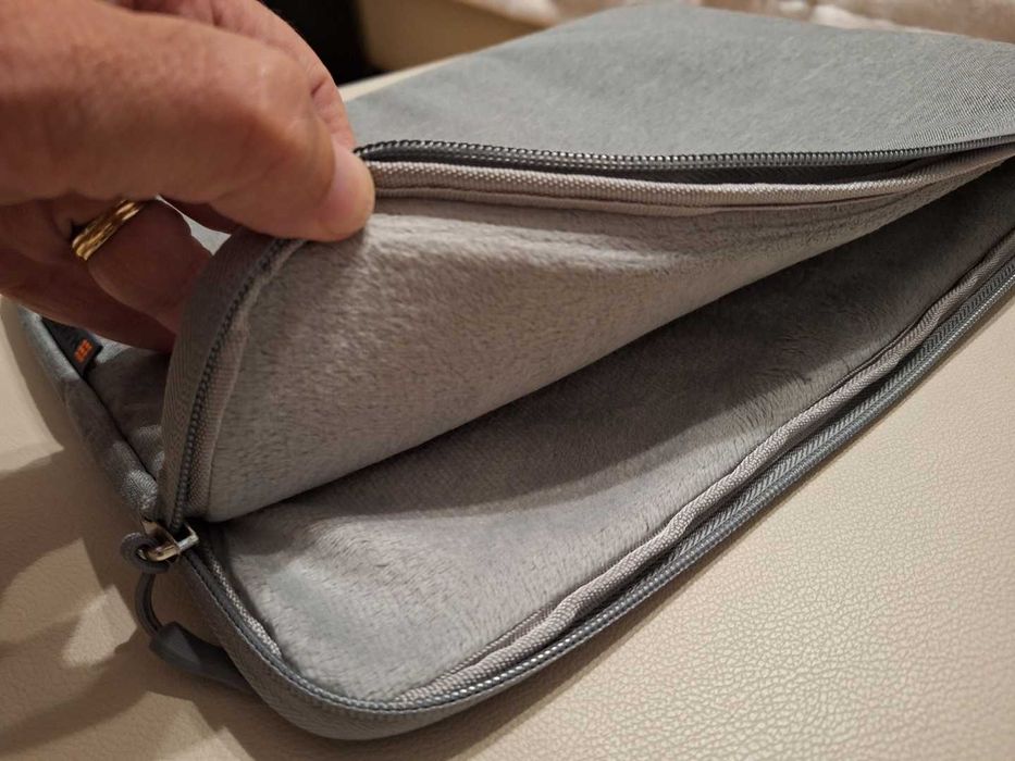 Bolsa p/ Portatil 14-15" (Novo)