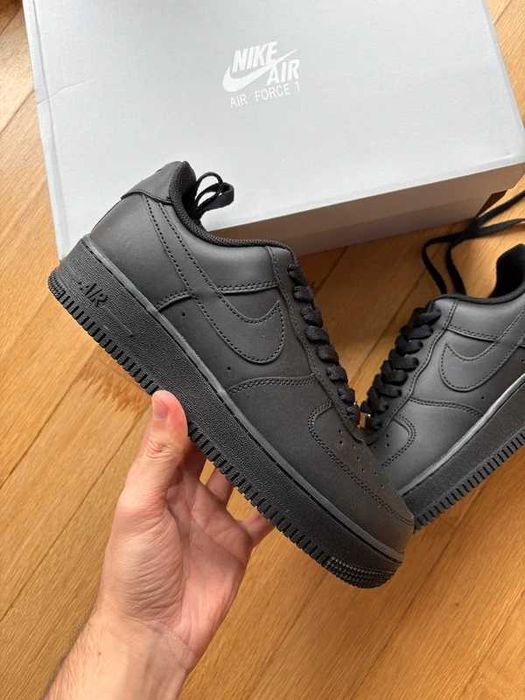 Nike Air Force 1 / czarne