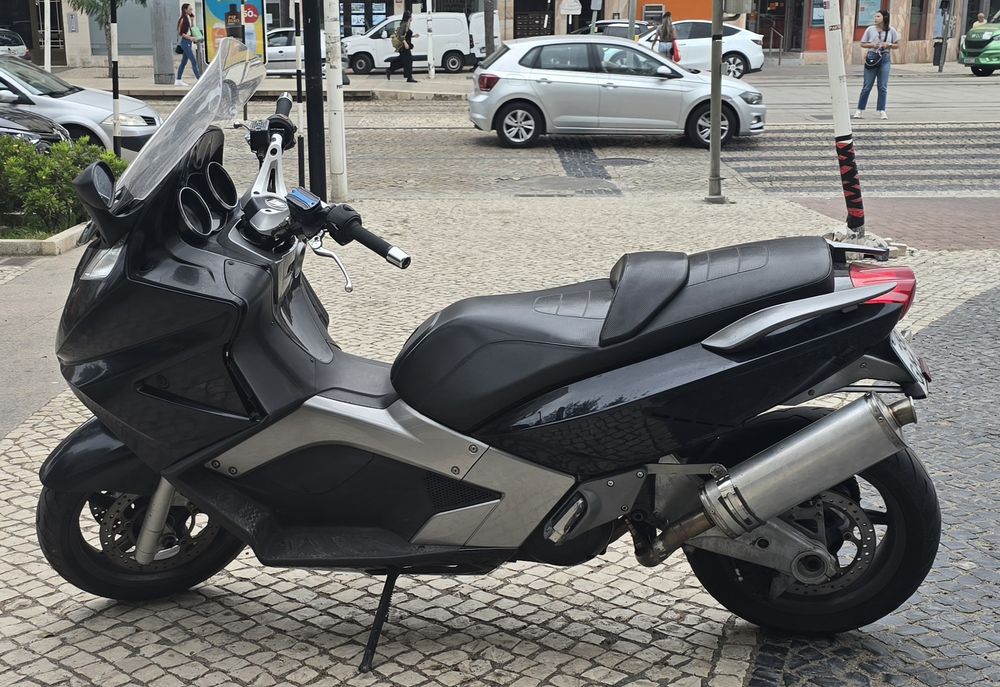 Gilera GP800 - que máquina