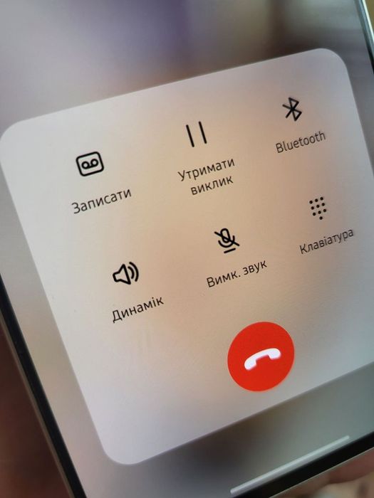 Samsung s21 fe 8/256 стан дуже чудовий.