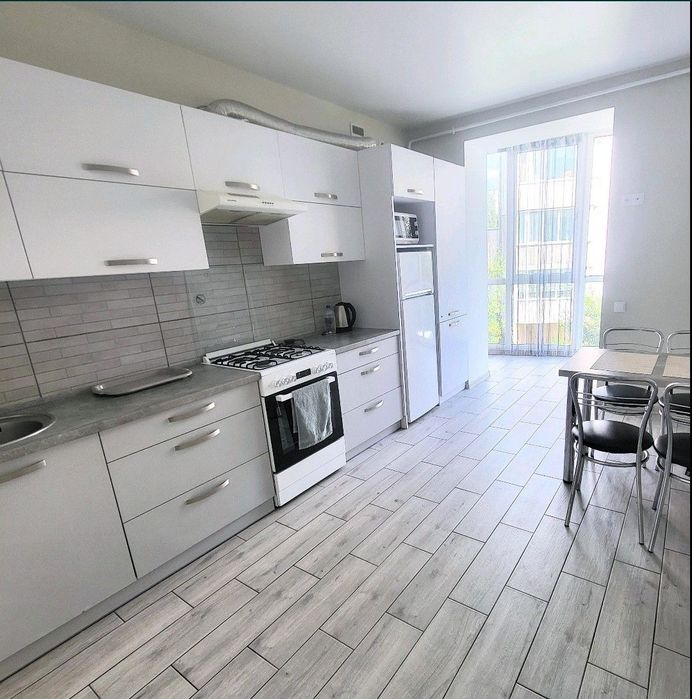 2к ЛЮКС класу. Центр міста, нова квартира, РОЗВИТОК 5 ХВ, ОАЗИС.