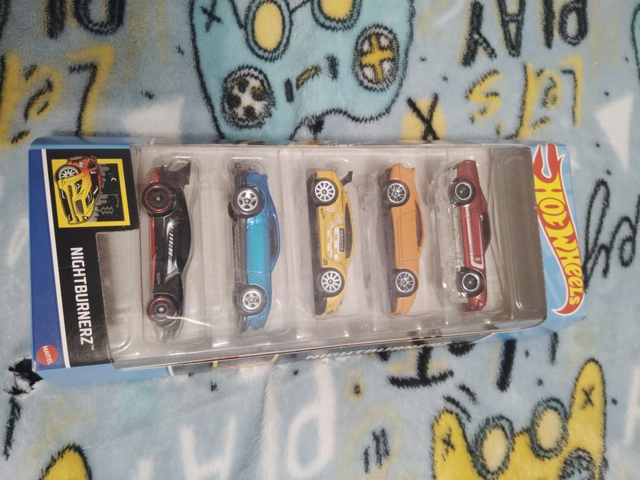 Zestaw hot wheels