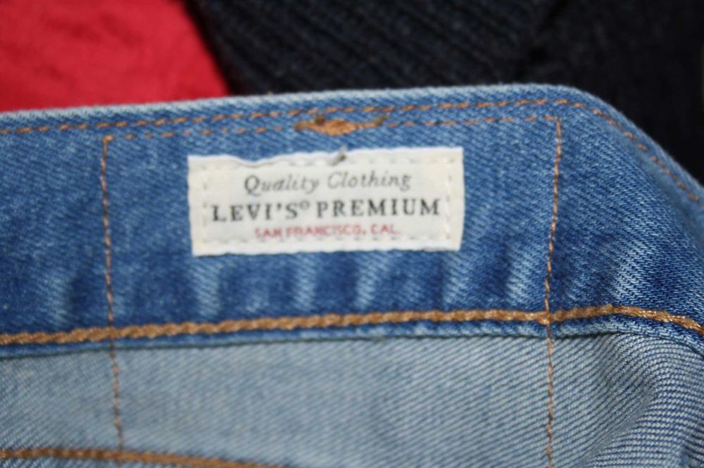 Spodnie Jeans Levis szerokoie w pasie 115cm
