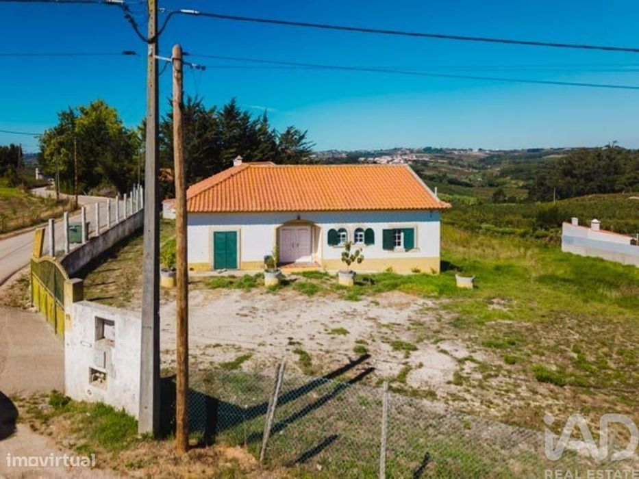 Moradia térrea T4 em Vermelha de 210 m2