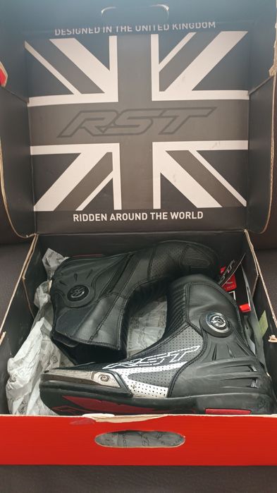 Botas rst tamanho 42