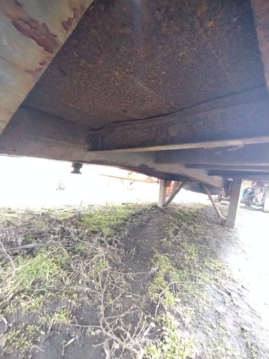 Напівпричіп бортовий ОДАЗ 93571