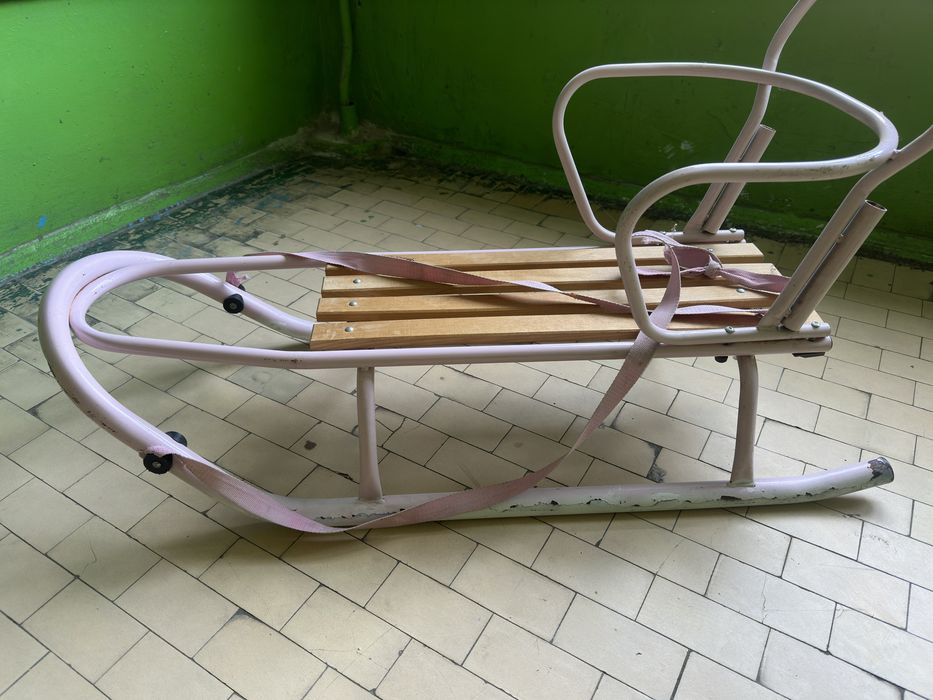 Віддам санки (самовивіз)