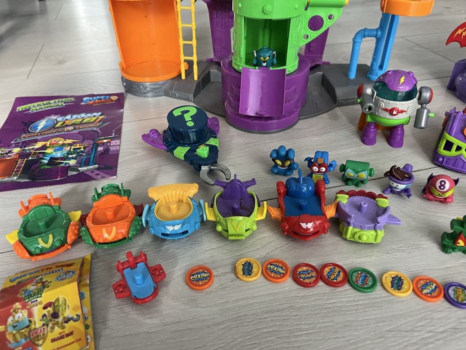 Zestaw SUPER ZINGS auto, Kazoom LAB plus dodatki