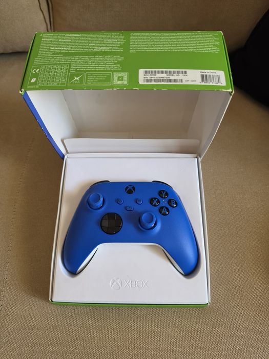 Comando Xbox Series X|S / PC - Shock Blue (Original + Caixa)