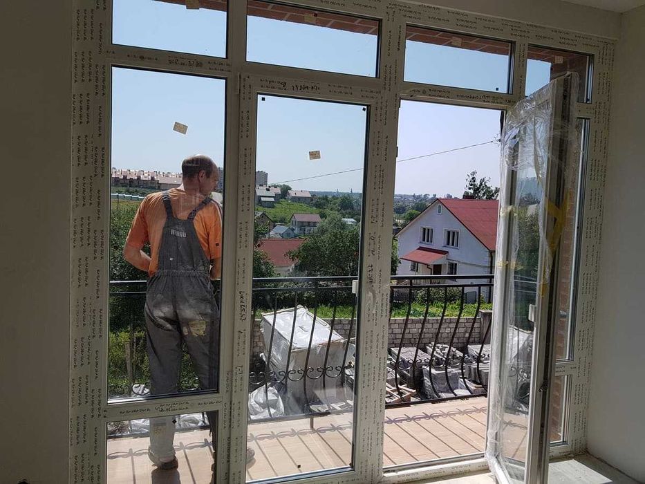 Вікна з профілю REHAU