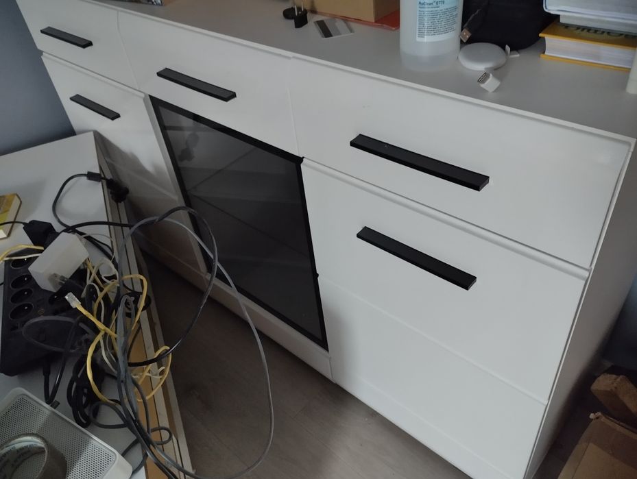 Meble do salonu/sypialni