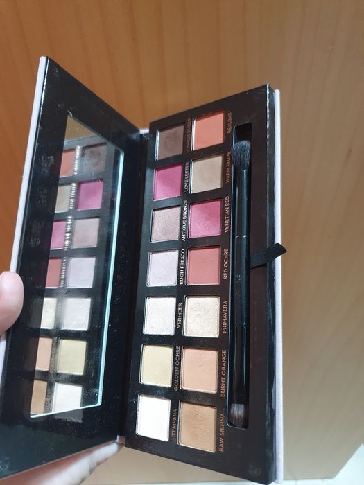 Paleta sombras Modern Renaissance Anastasia Beverly Hills