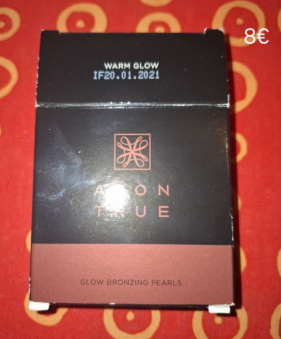 Vários produtos maquilhagem avon