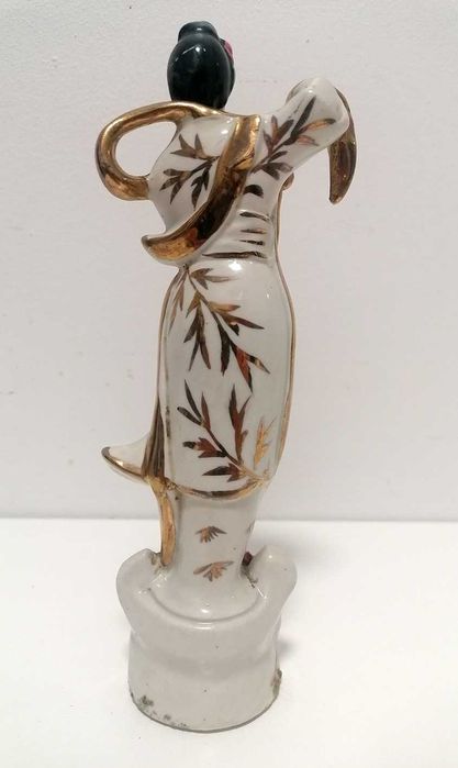 Figura de porcelana mulher - Macau