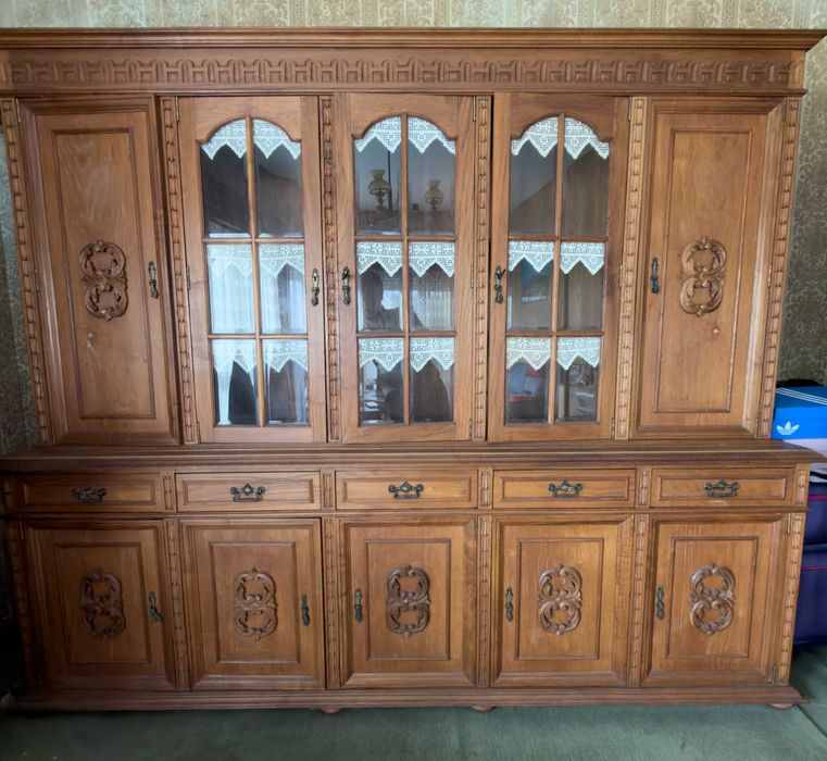 Armário madeira maciça como novo - 2 módulos