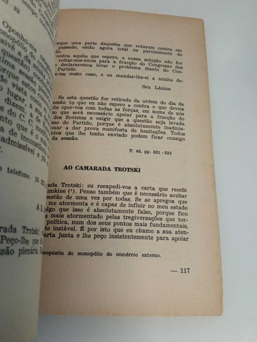 A Construção do Socialismo na União Soviética, de Evgueni Varga