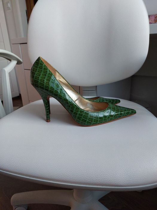 Półbuty damskie szpilka 40