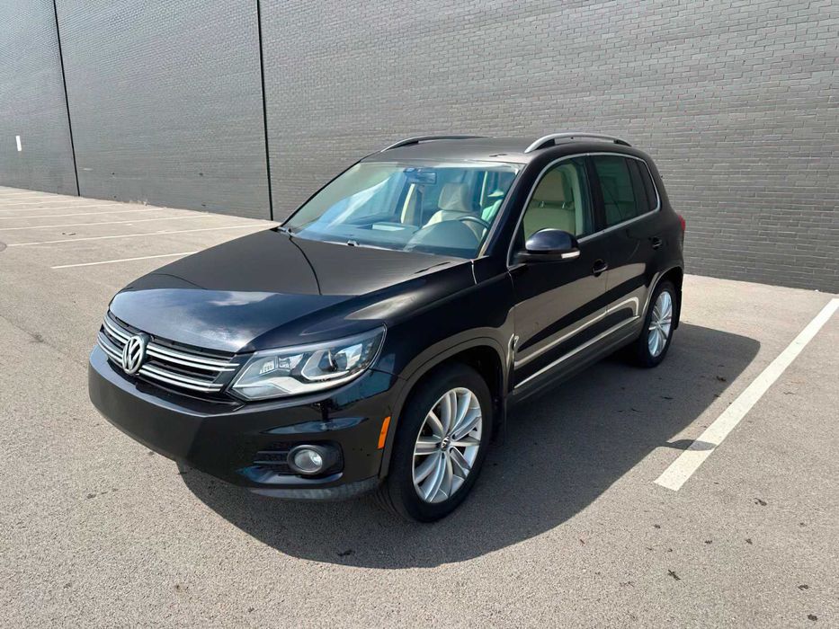 Volkswagen Tiguan      2016
