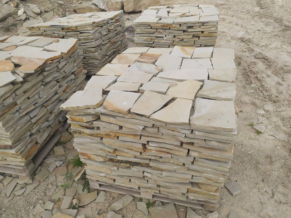 Теребовлянський камінь пісковик, вироби, плитка, парапет, лапша
