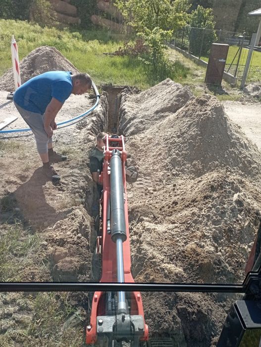 Usługi koparką ładowarka i minikoparka