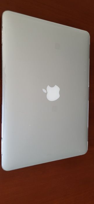 MacBook Air 13” modelo A1466 + SDXC 128GB