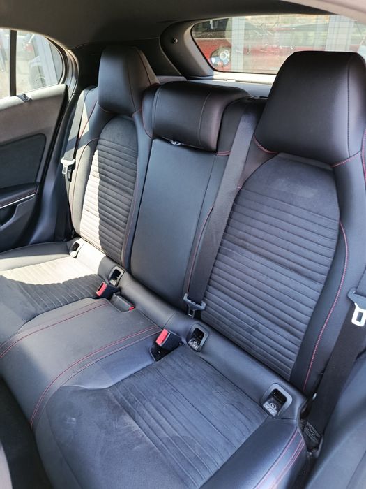Mercedes-Benz GLA 180 d  AMG , Desde 295€ , Topos de gama